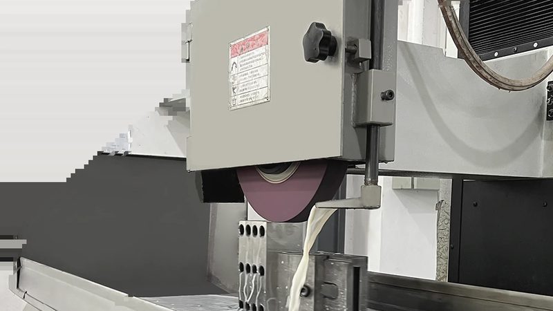 塑胶模具材质分类及特点解析**