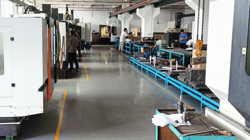 精密电子接插件冲压模具：品质与技术的双重考量