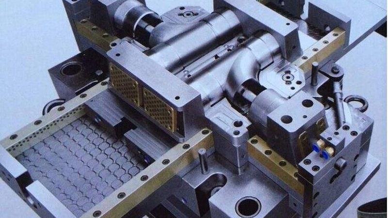 冲头尺寸与冲裁力：模具制造中的关键匹配